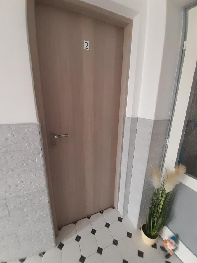 Happy Room Karlovac Bagian luar foto